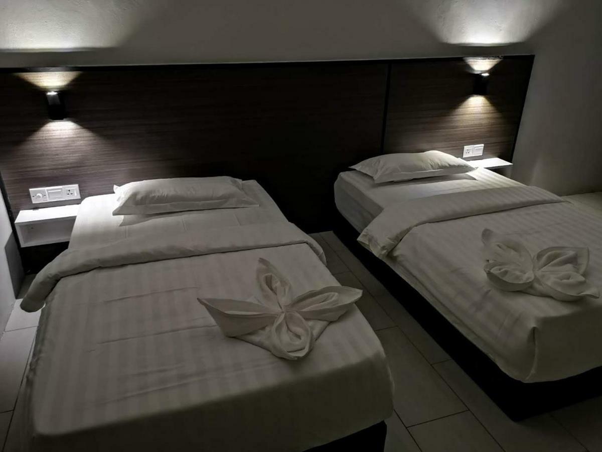 Luna Guesthouse 露娜旅馆 Semporna Zewnętrze zdjęcie